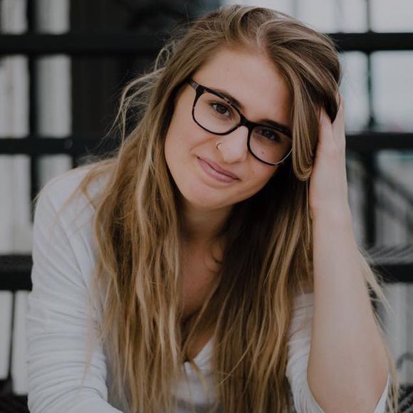 Meet your Posher, Jonae - Picture 1 of 1